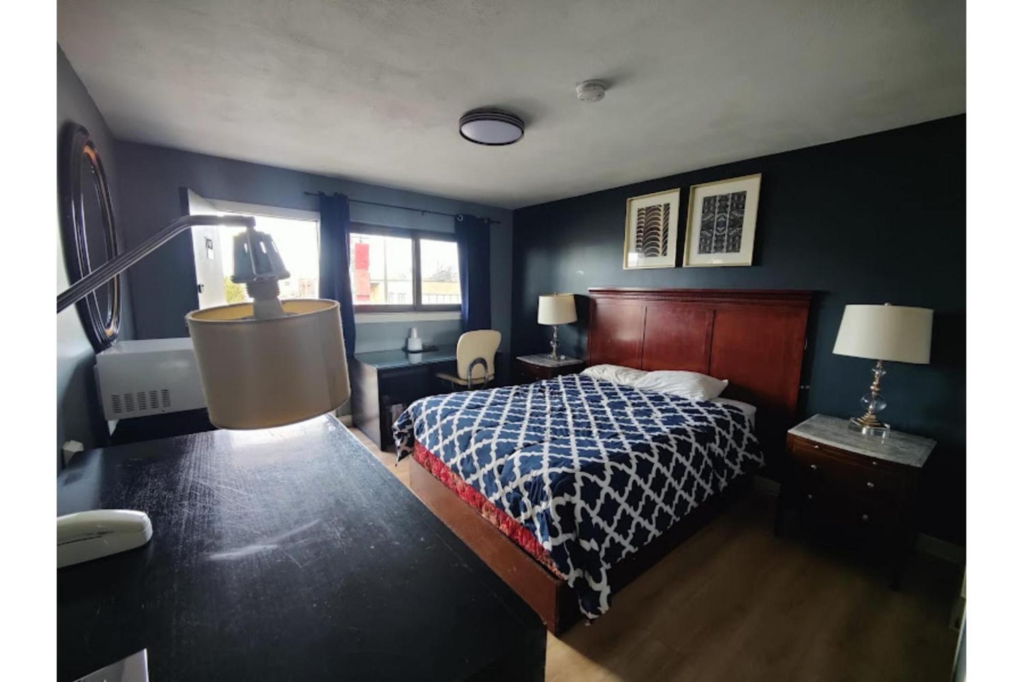 Oyo Hotel Edgebrook Chicago North Shore Екстериор снимка